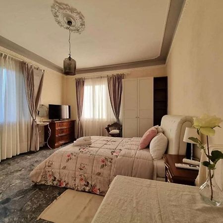 B&B Le Rose Di Paola Santa Maria a Monte Екстер'єр фото