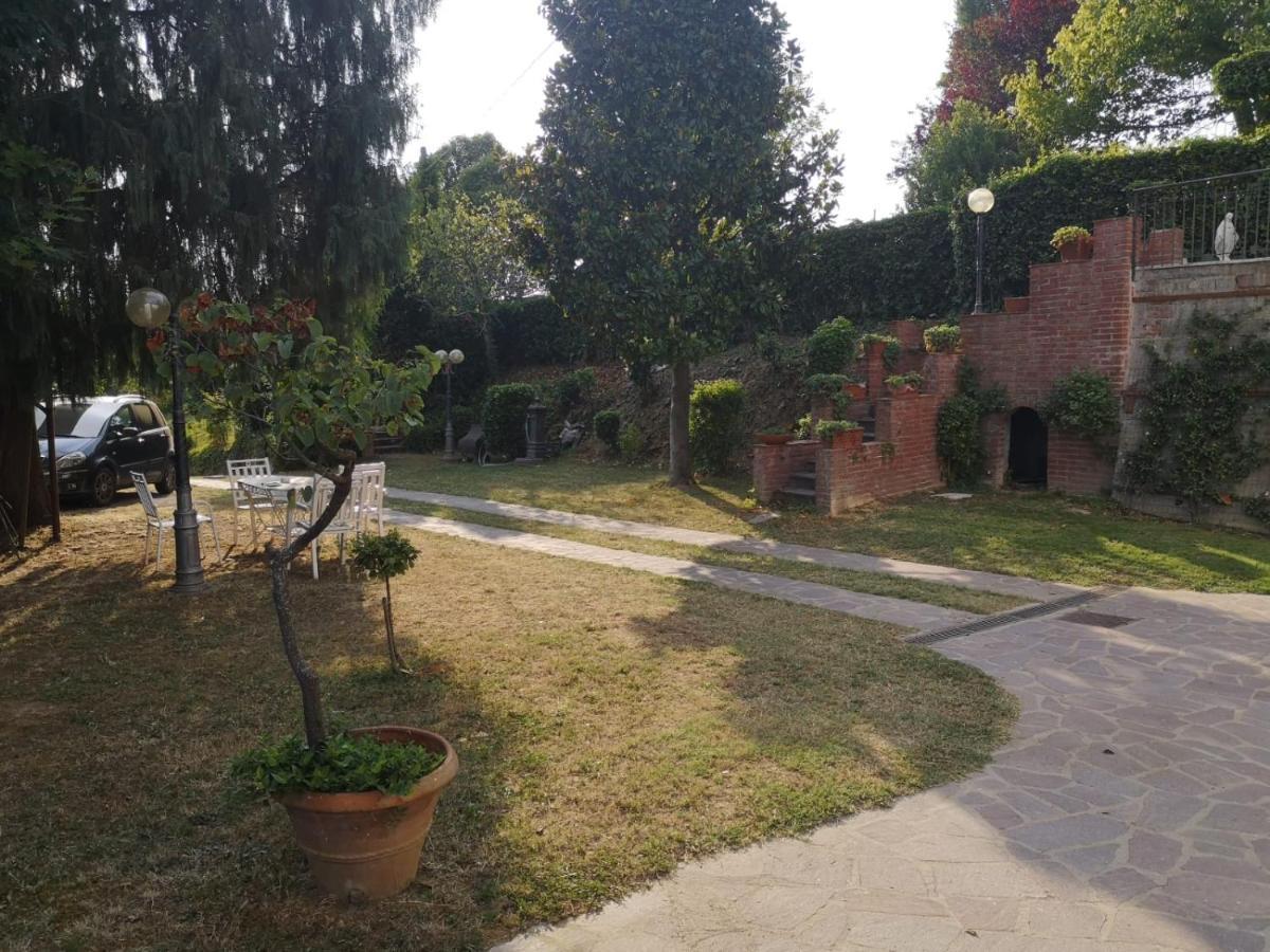 B&B Le Rose Di Paola Santa Maria a Monte Екстер'єр фото