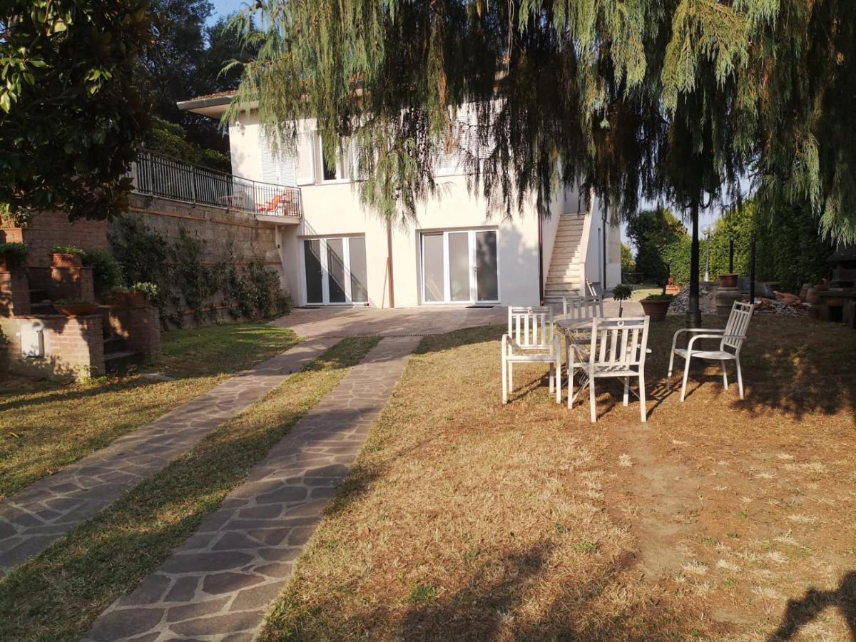 B&B Le Rose Di Paola Santa Maria a Monte Екстер'єр фото