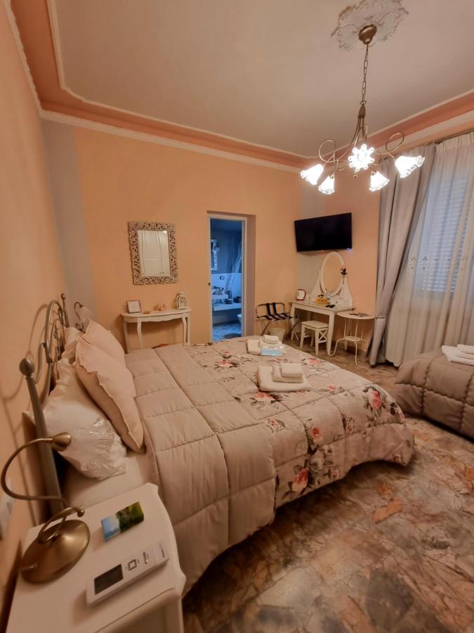 B&B Le Rose Di Paola Santa Maria a Monte Екстер'єр фото