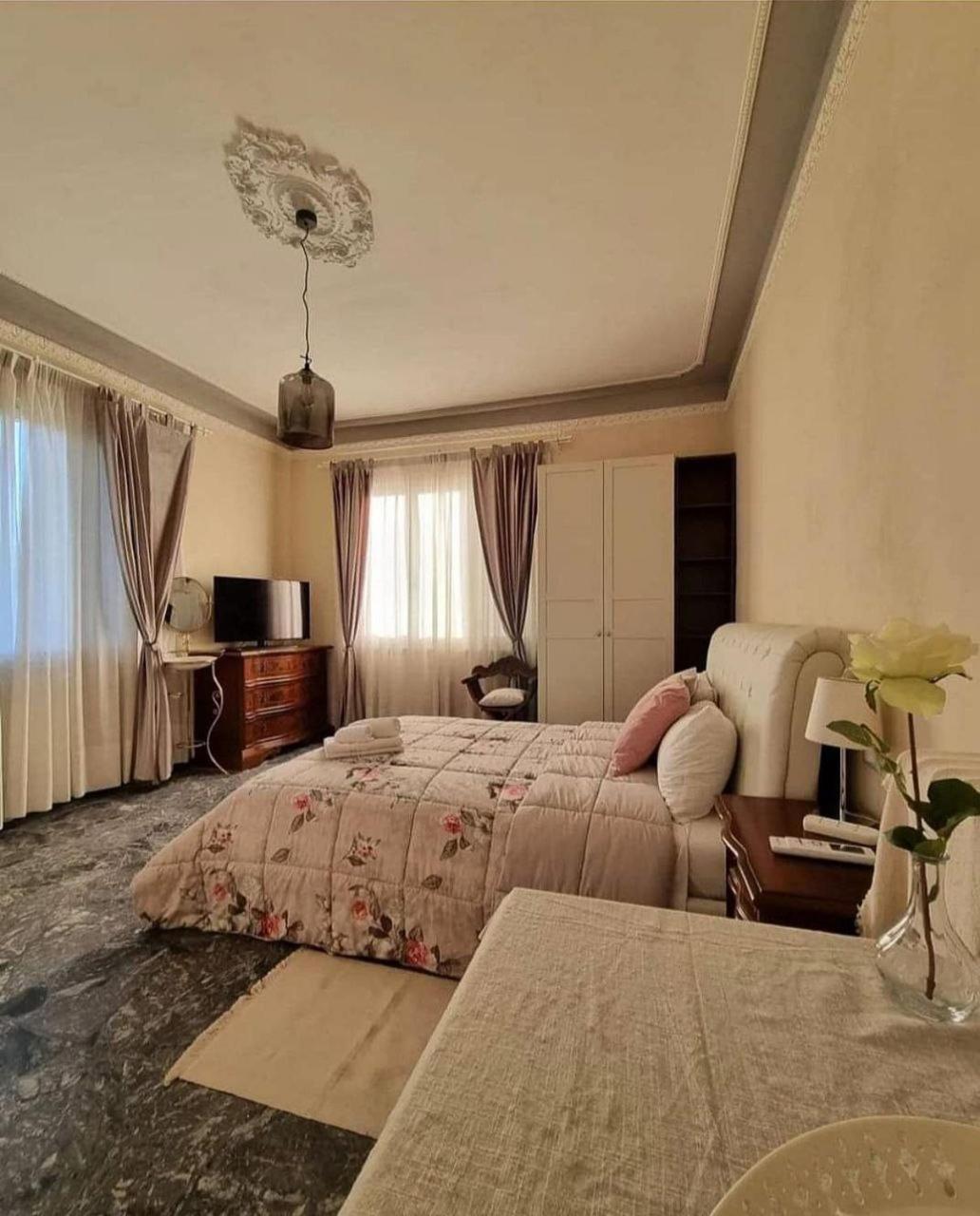 B&B Le Rose Di Paola Santa Maria a Monte Екстер'єр фото